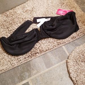 Xhilaration Black Strapless Bra! NWT!